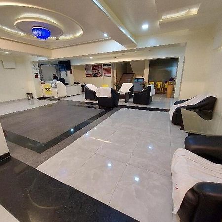 Super Hotel O Happy Homely Stay Near Pune Airport Khadki Buitenkant foto
